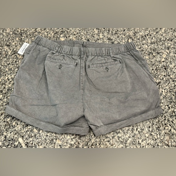 Old Navy Hi Rise OG Chino Lot, XL - Picture 14 of 16